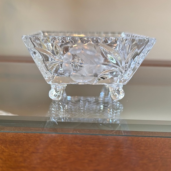 Vintage Lead Crystal Square Candy/Nut Dish with Floral Etched Design - Picture 3 of 6